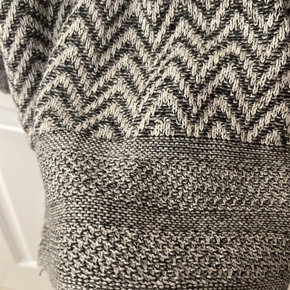 Eight Eight Eight Pull Over Cotton Sweater/Herringbone - Picture 5 of 8